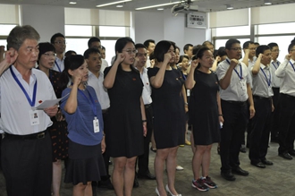 重温入党誓词1_副本-1.jpg