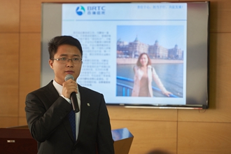 AKR_3660_副本.jpg